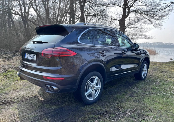 Porsche Cayenne cena 160000 przebieg: 190000, rok produkcji 2016 z Grudziądz małe 781